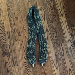 Green Woven Scarf